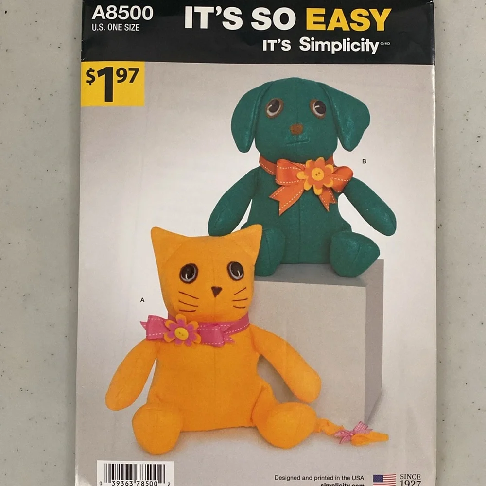 Soft toy Simplicity patterns A1191, A8500 & 1 yard fabric